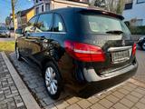 Mercedes-Benz B 220  CDI / d Standhzg/AUT/CAM/SHZ - Mercedes-Benz B 220 mit Diesel-Antrieb: Limousine, Automatik