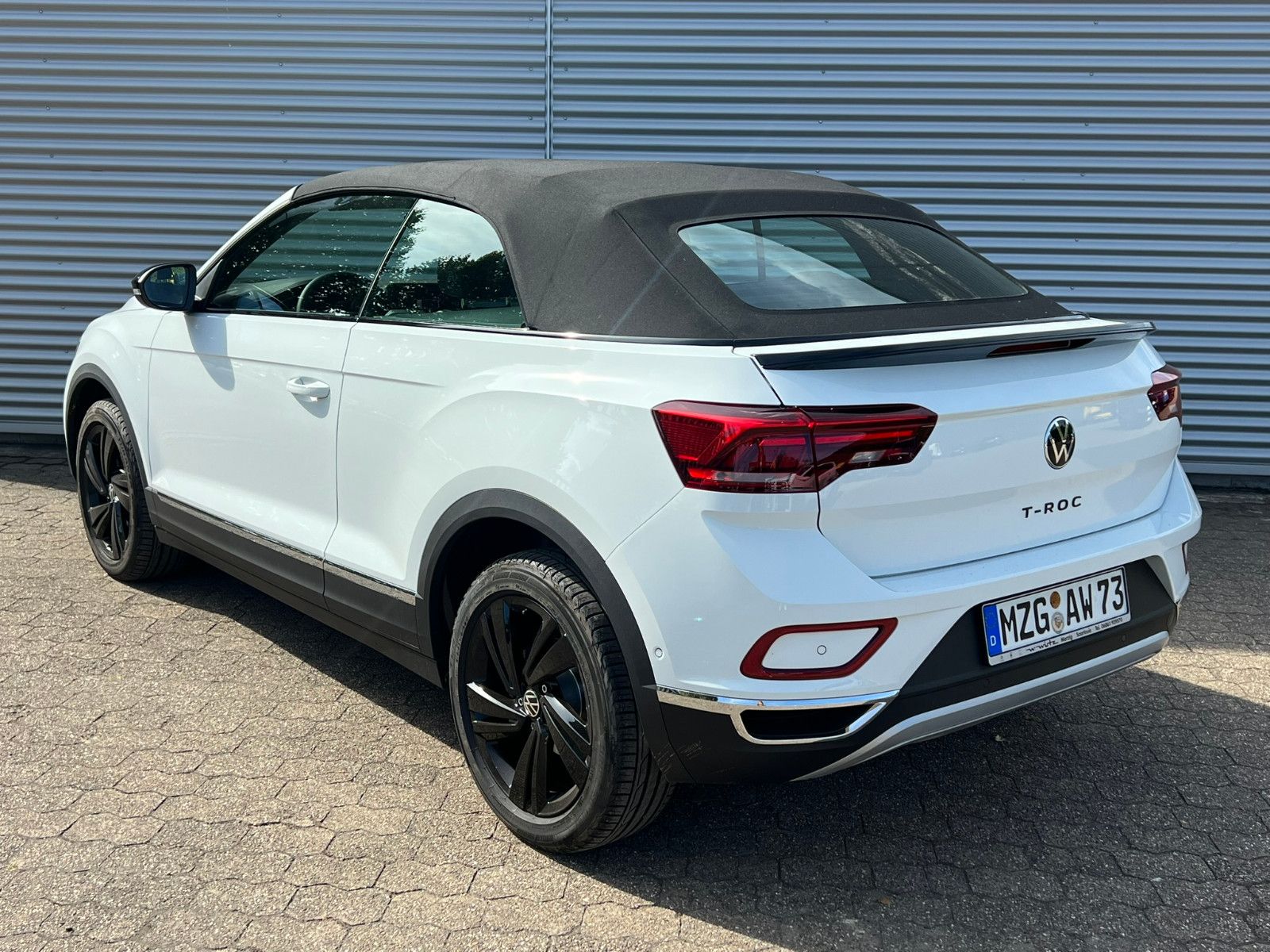 Fahrzeugabbildung Volkswagen T-Roc Cabriolet Style 1.0 TSI ACC LED Kamera
