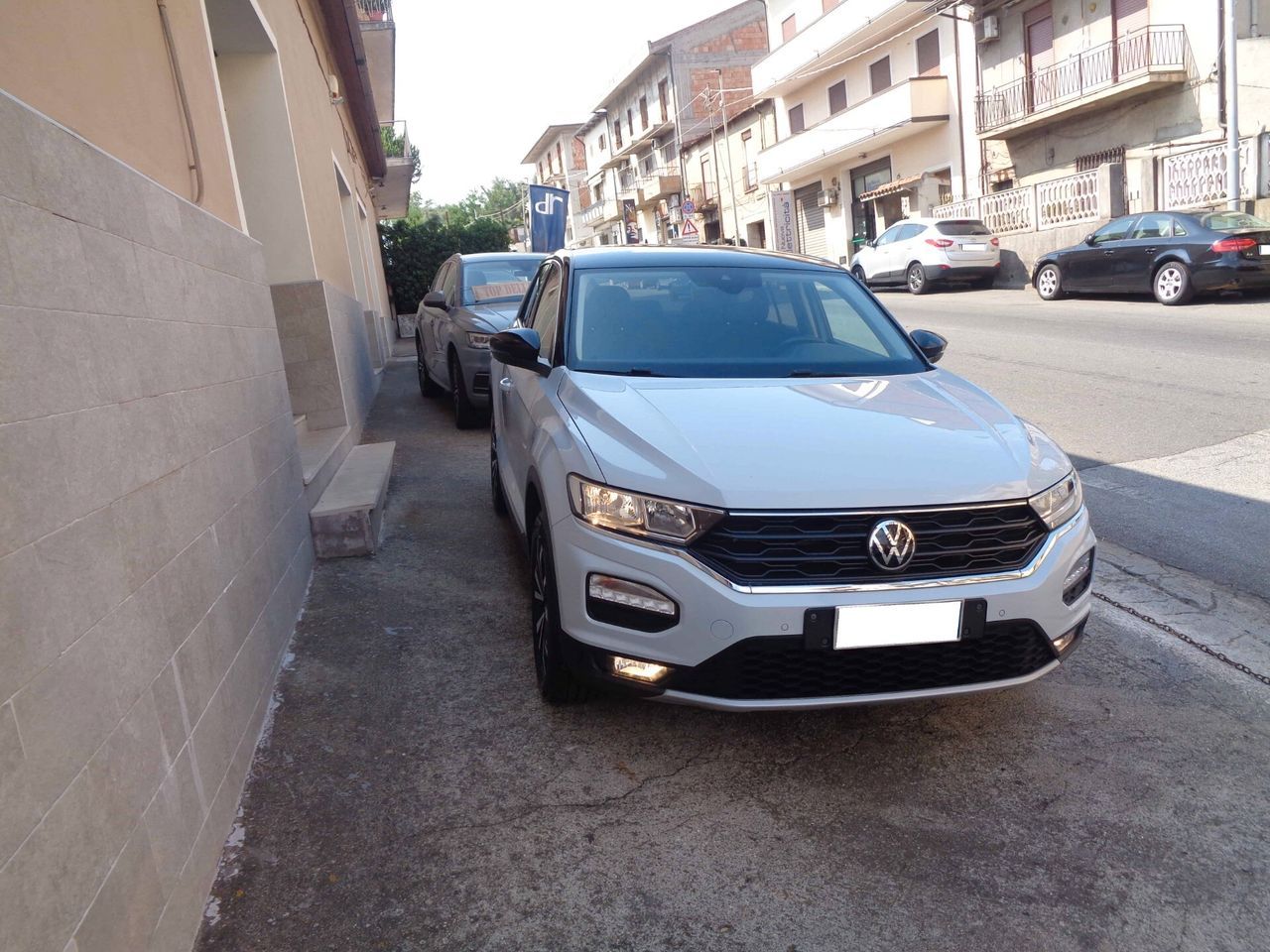 Volkswagen T-Roc 1.6 TDI SCR Advanced BlueMotion imagem 2