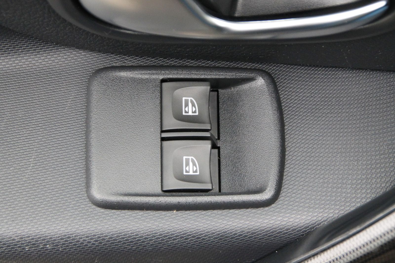 Fahrzeugabbildung Dacia Sandero II STEPWAY TCe 100 G