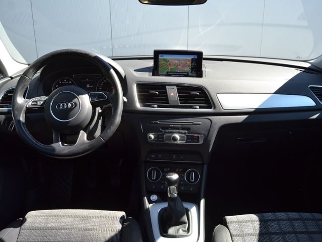 Q3 Sport 1.4 TFSI XENON/17-ZOLL/NAVI/APS/KLIMAAU
