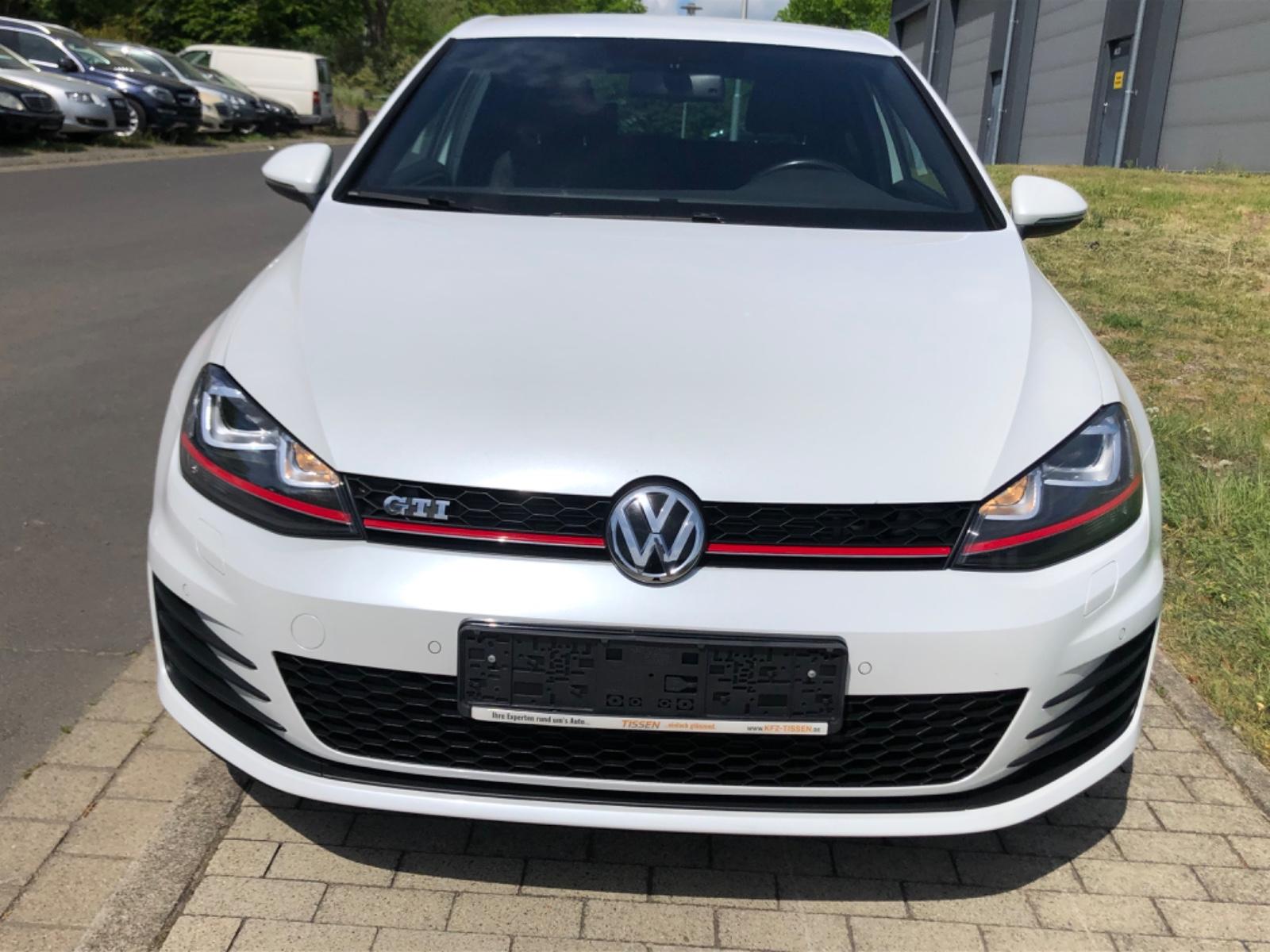 Volkswagen Golf VII Lim. GTI BMT Scheckheft+19"Zoll+Navi