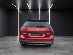 VW Golf Variant 2.0 TDI Alltrack 4Motion