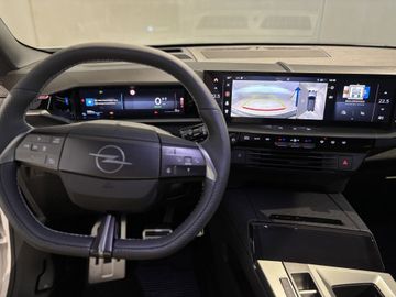 Fotografie 19 des Opel Grandland (X) Grandland Electric AWD 73kWh Ultimate Pano Leder