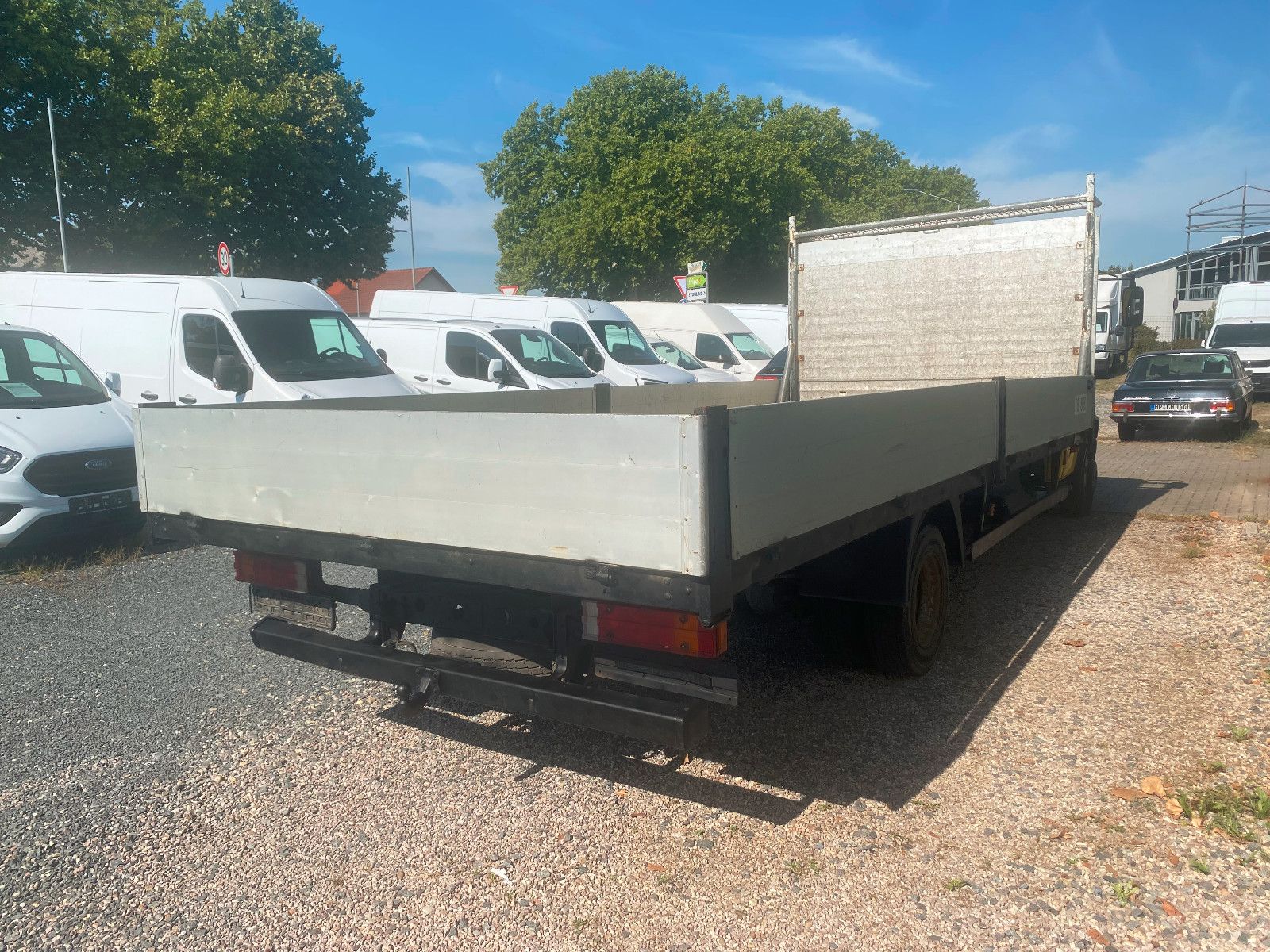 Fahrzeugabbildung Mercedes-Benz Vario FG   / 816 D ,Pritsche Maxi,6-Meter-Ladefl