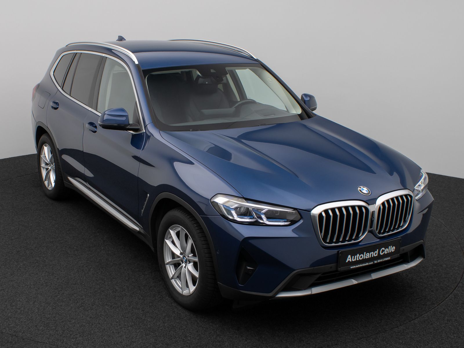 Fahrzeugabbildung BMW X3 xD30d 360°Laser HUD HiFi AHK Komfort Sport