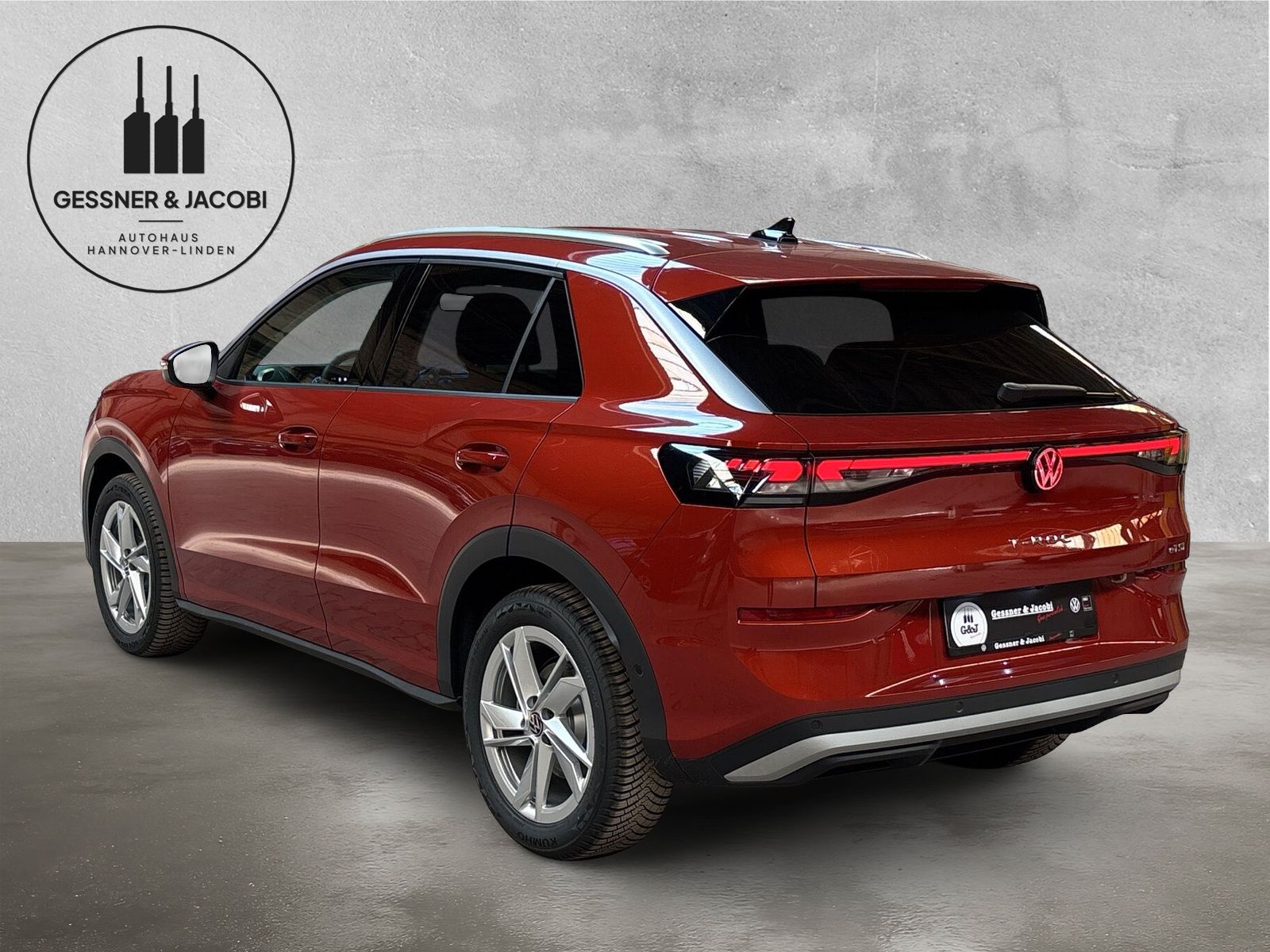 Fahrzeugabbildung Volkswagen T-Roc Life 1,5 eTSI 110kW 7-Gang DSG AHK