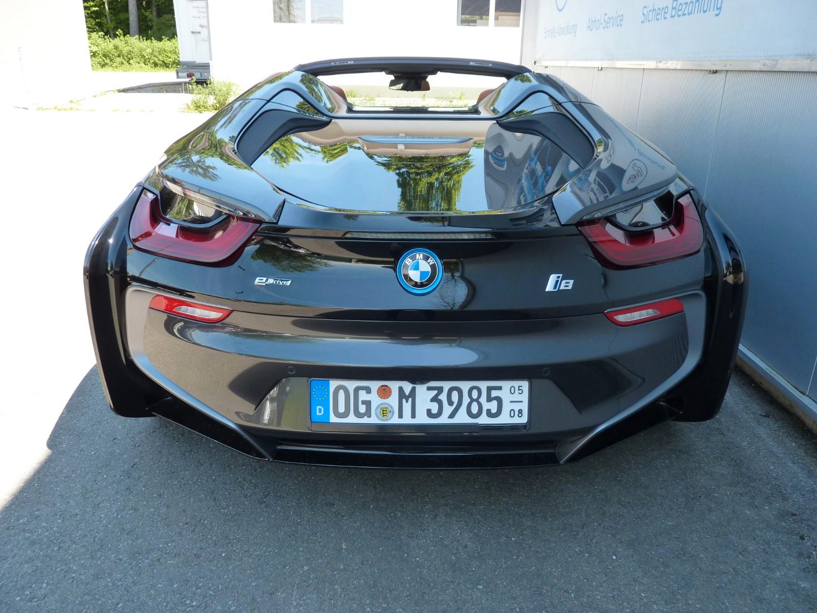 BMW i8 Roadster Laser / H & K / HUD / Voll / Top