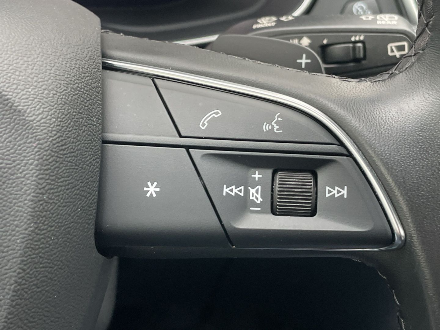 Q5 50 TFSIe Sportback quattro S line Matrix/GRA