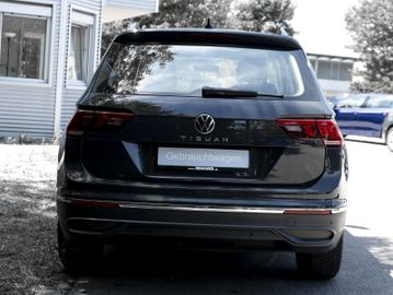 Volkswagen Tiguan - 8