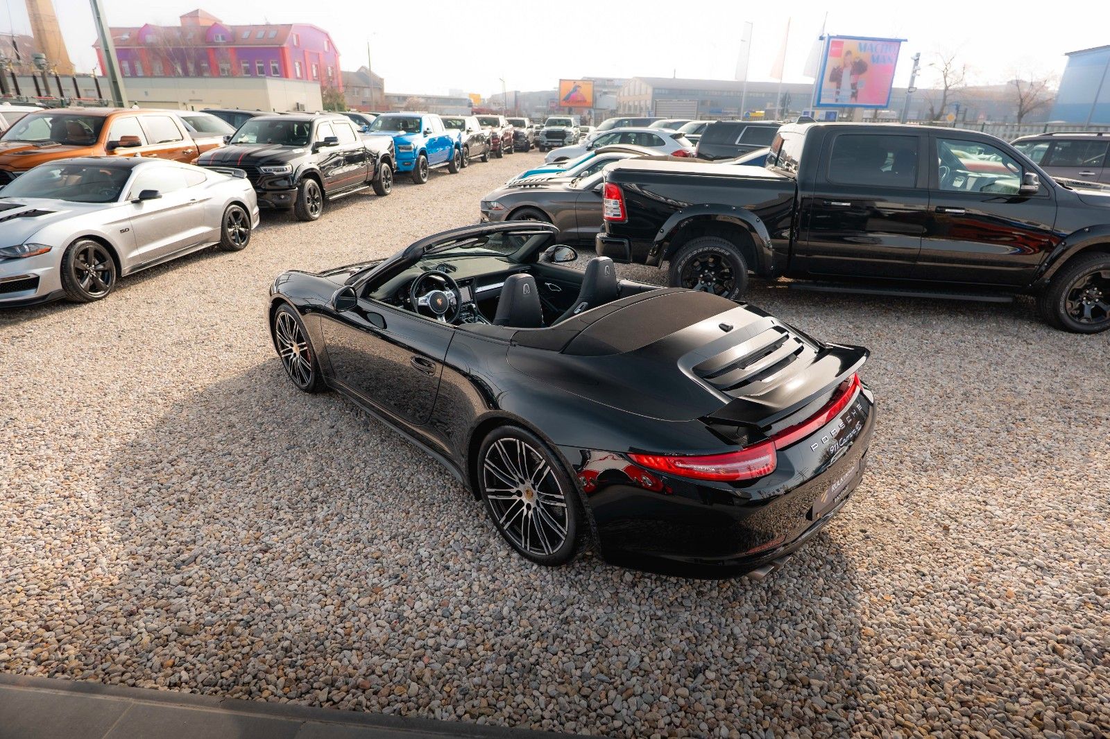Fahrzeugabbildung Porsche 911 Carrera 4 S Cabriolet Sport Chrono Garantie