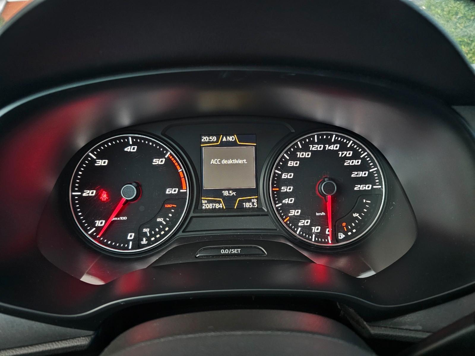 Seat Leon 2015 — photo 14