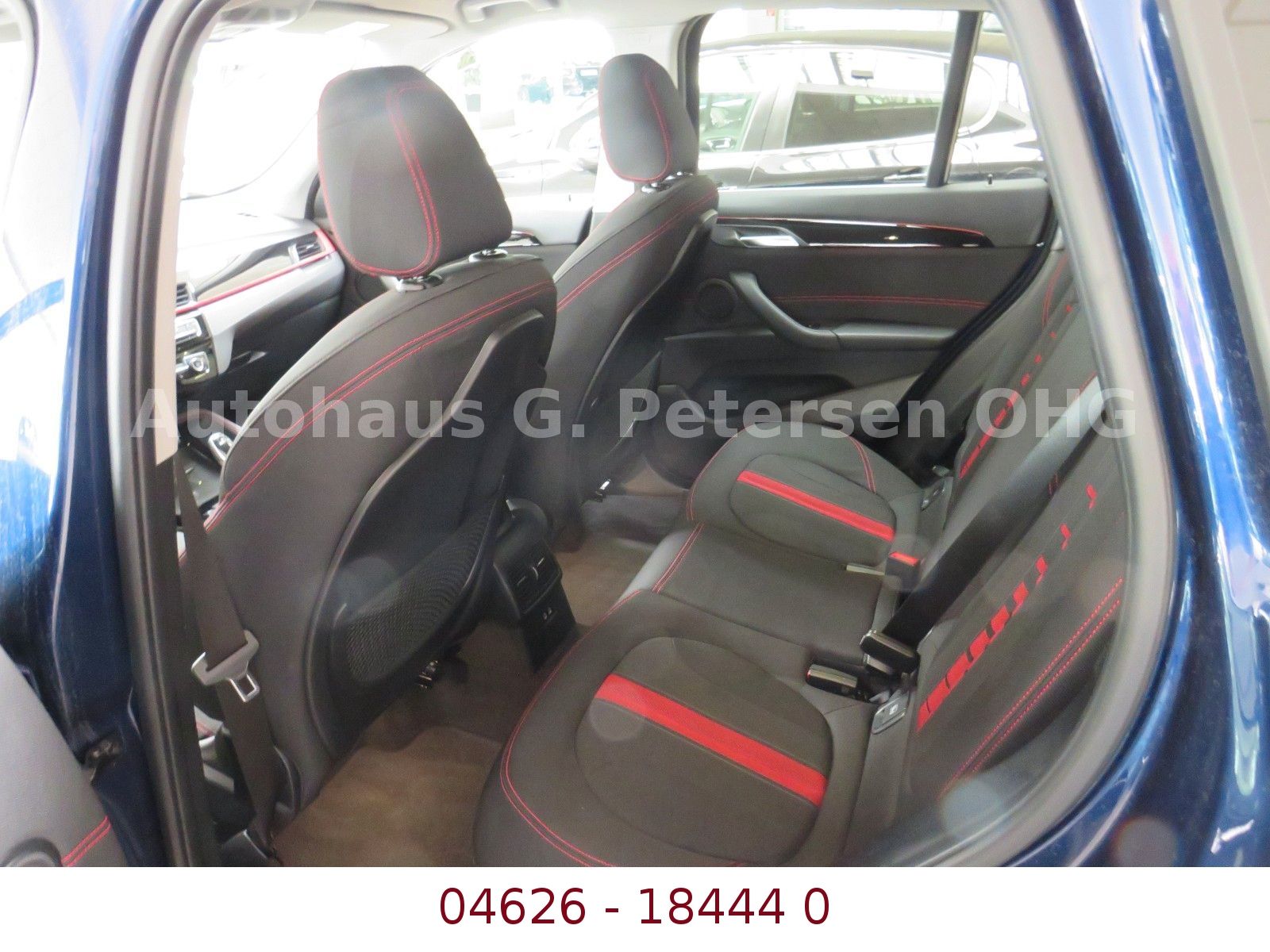 Fahrzeugabbildung BMW X1 sDrive 18 d Sport Line*Autom*LED*AHK*SHZ*Navi