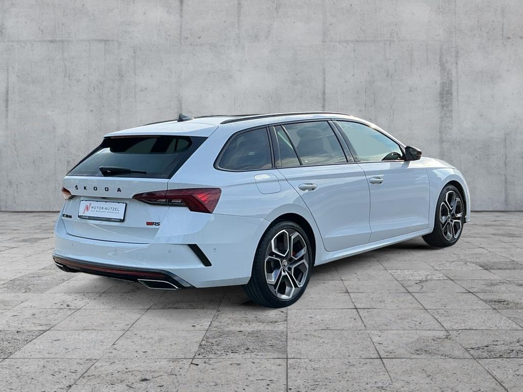 Skoda Octavia 2022 г. Белый, пробег 46463 км