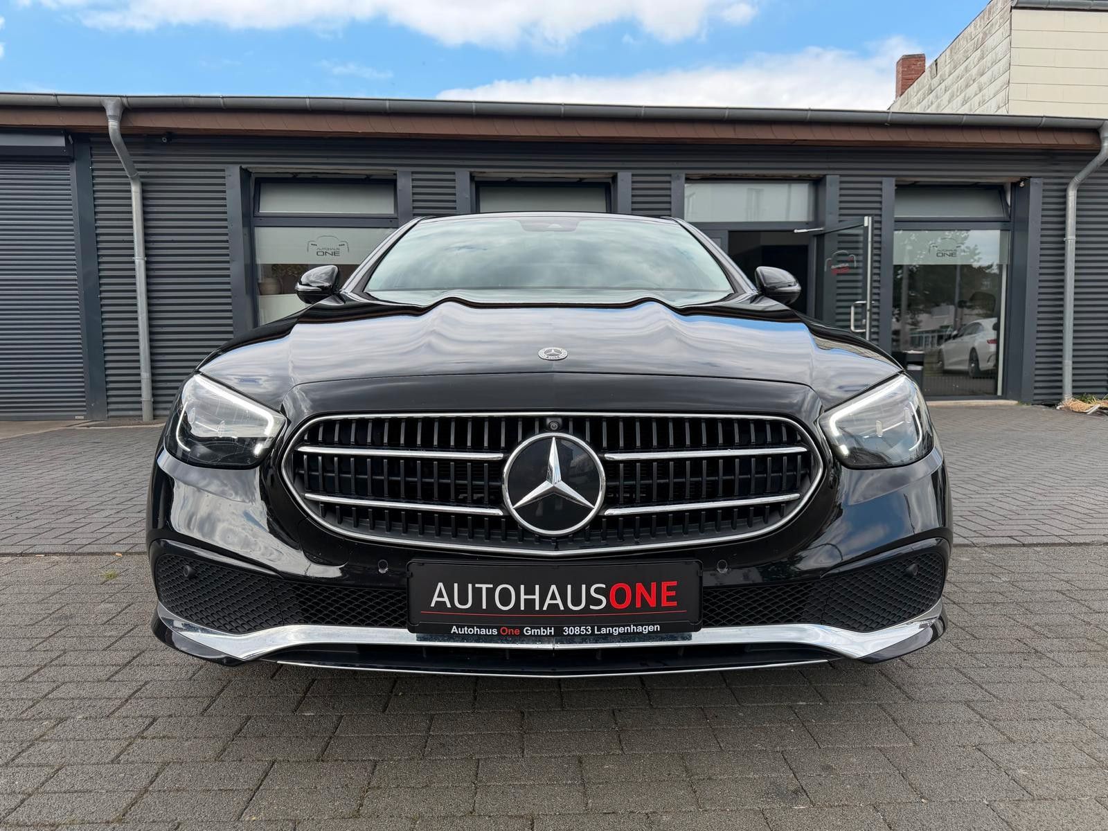 Mercedes-Benz E 220d Avantgarde 360°KAMERA/KEYLESSGO/BURMESTER foto 4