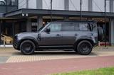 Land Rover Defender 110 P300e X-Dynamic HSE Urban Widetrack - Land Rover Defender HSE mit Hybrid-Antrieb (Benzin/Elektro)