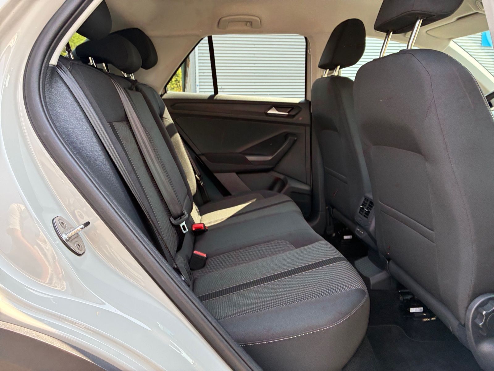 Volkswagen T-Roc - Bild 17