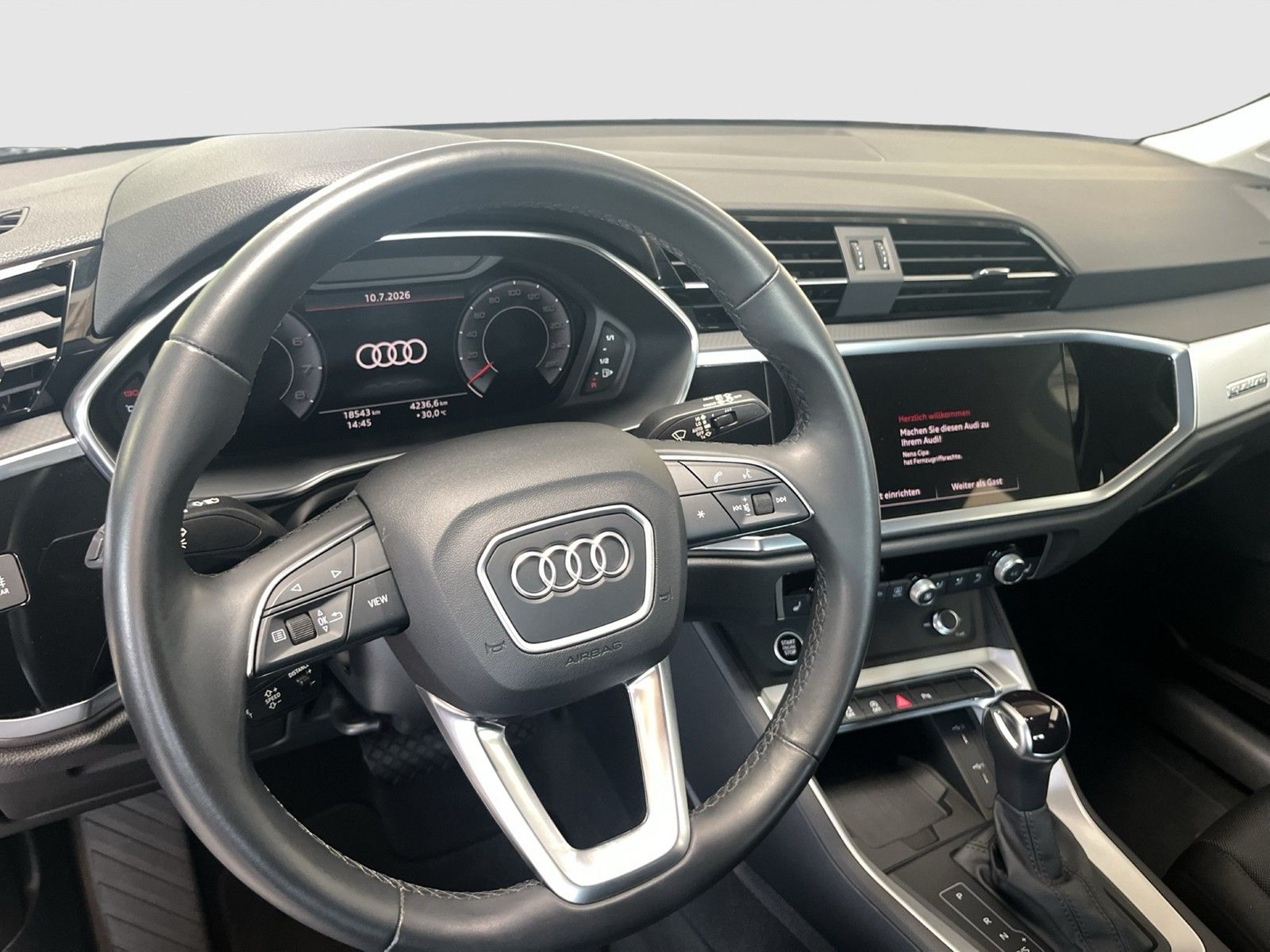 Audi Q3 Sportback 40 TFSI  S line AHK Kamera Navi foto 12