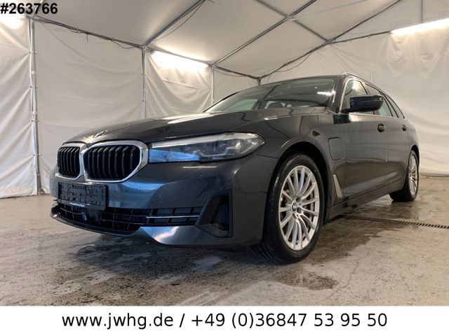 BMW 530 e xDrive DrivingProf CockpProf Pano 4xSitzHz