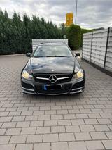 Mercedes-Benz C-Klasse 220 Coupe  146tkm ... - Mercedes-Benz E 220 Gebrauchtwagen in Kassel