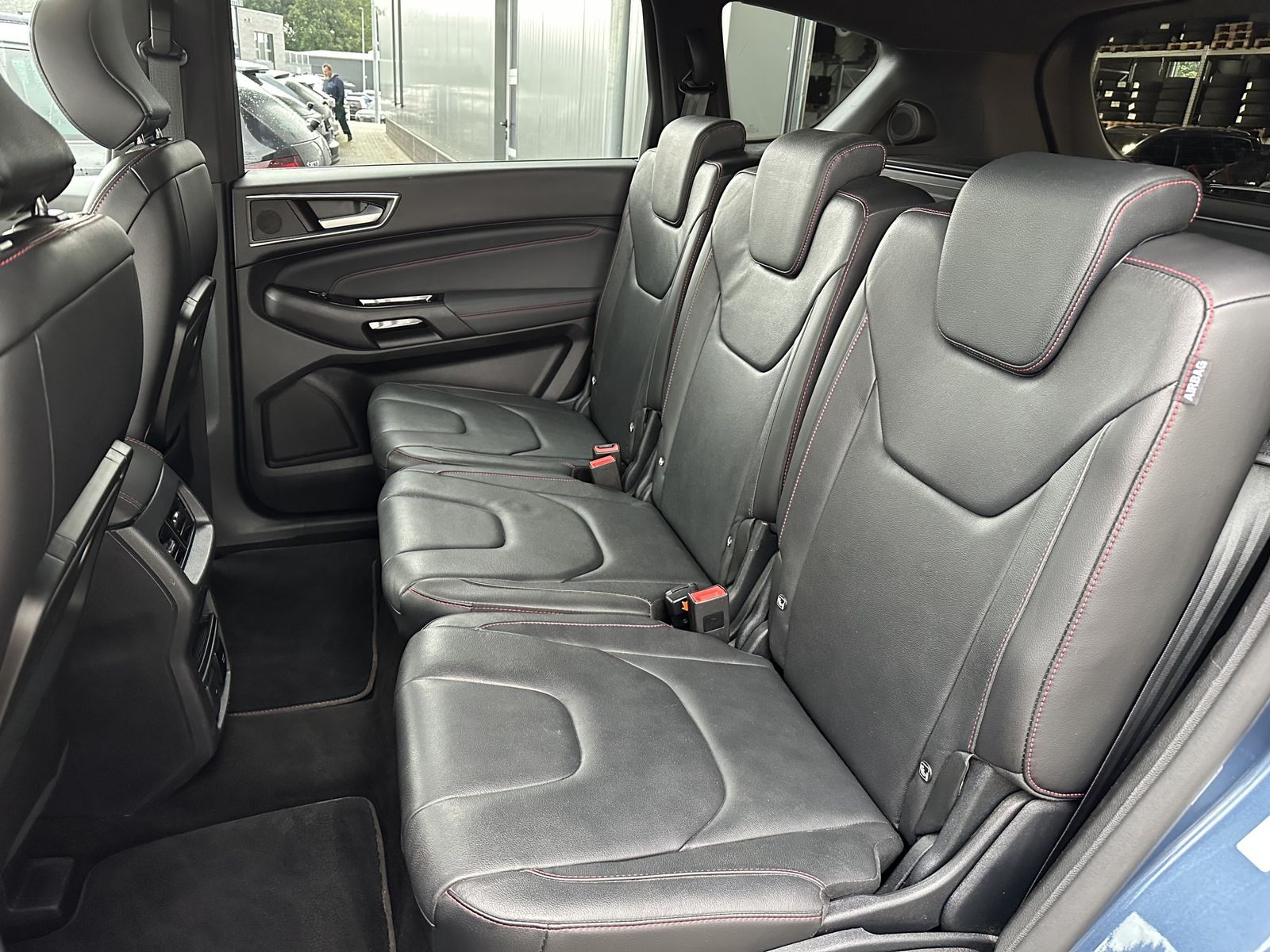 Fahrzeugabbildung Ford S-MAX 2.0 EB Aut. ST-Line NAV+LED+AHK+ACC+VCOCK