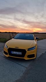 Audi TTS Roadster 2.0 TFSI S tronic quattro - - : Gelb, Cabrio