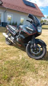 Kawasaki GPX 750 R - KAWASAKI GPX 750R