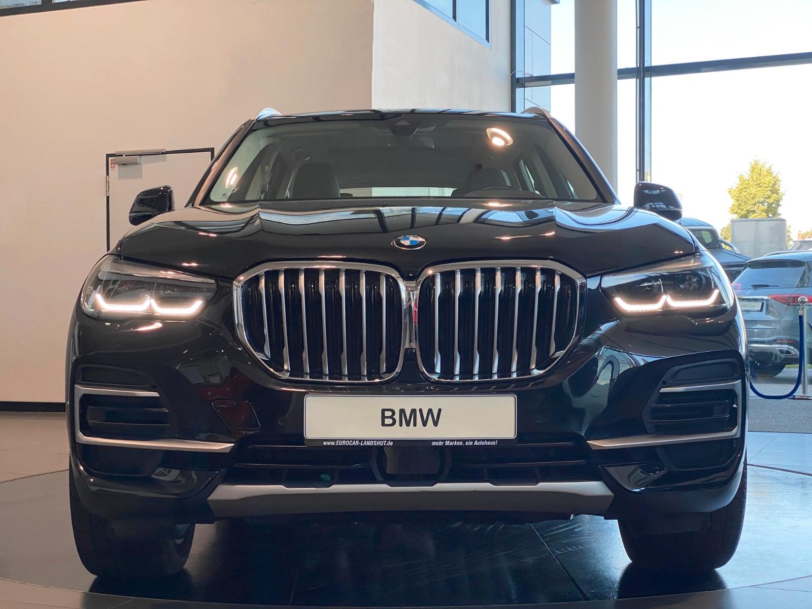 BMW X5 xDrive xLine CockpitProf Sthz Pano Leder