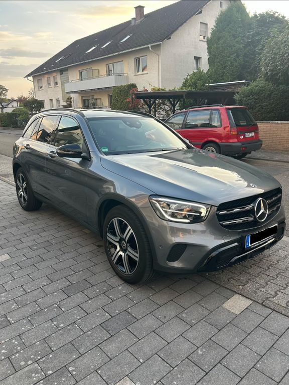 Image of Mercedes-Benz GLC 200