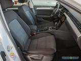 Volkswagen Passat Var. 2.0 TDI Business DSG Navi RüKa Sitzh - gebrauchte VW Passat aus dem Jahr 2022