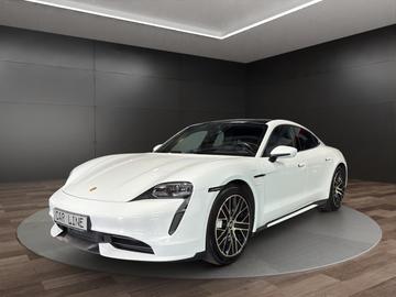 صورة 8 لـ 2020 Porsche TAYCAN