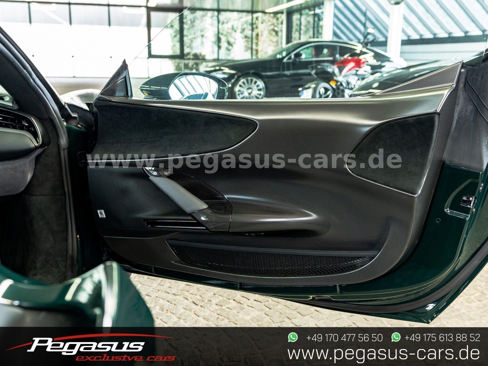 FERRARI SF90 - 29