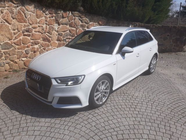 Audi A3 S-LINE 1.6 TDI 116 CV