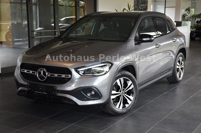 MERCEDES-BENZ GLA 200 d 8G-DCT"PANO"AHK"MBEAM LED"DISTRONIC""