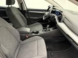 Volkswagen Golf 8 1.0 TSI Life BusinessNaviStandh - Volkswagen Golf mit Benzin-Antrieb: Kleinwagen, 1.8