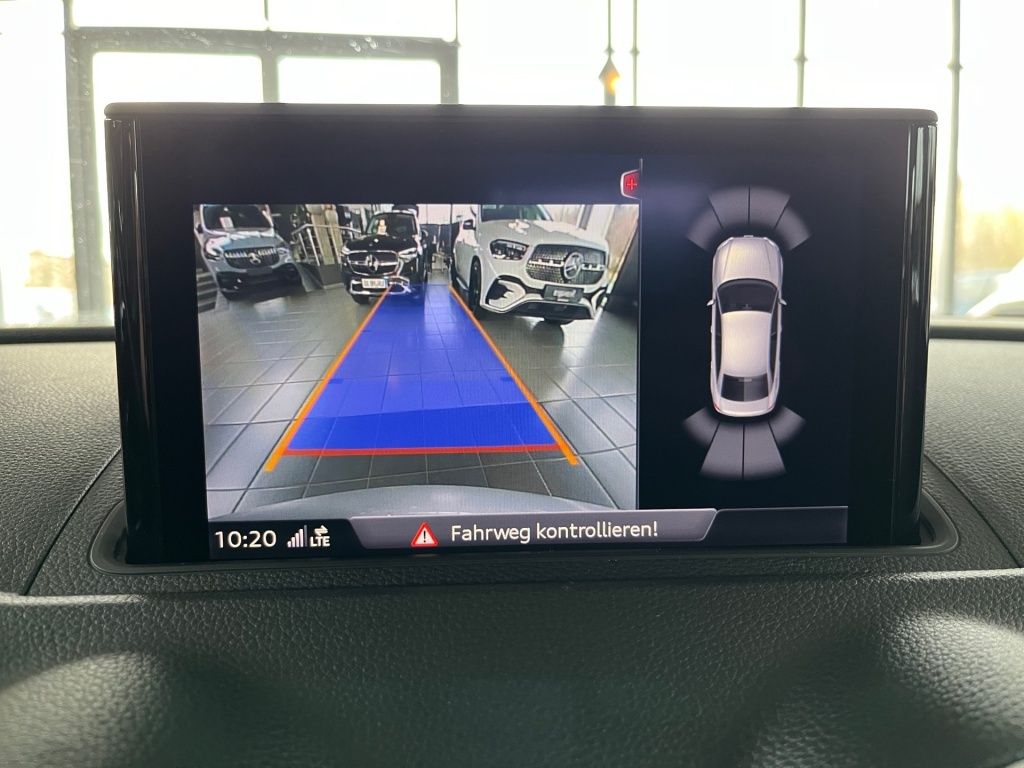 Fahrzeugabbildung Audi A3 35 TFSI Limo ACC Kamera Bi-Xenon PTS Navi