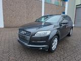 Audi Q7 4.2 FSI quattro tiptronic - gebrauchte Audi Q7 aus dem Jahr 2006