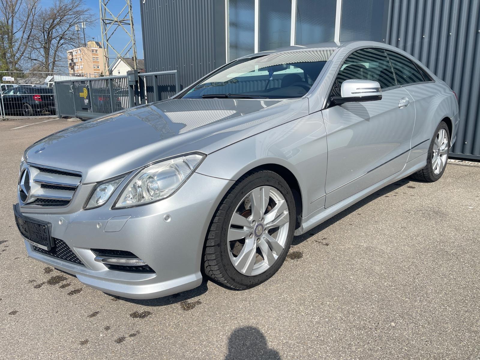 Mercedes-Benz E 200 Coupe CGI BlueEfficiency*Auto*Sport-Paket