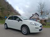 Fiat Punto Young, TÜV02/27, 87TKM, Klima, gepflegt - Fiat Punto mit Benzin-Antrieb: Limousine, Schaltgetriebe