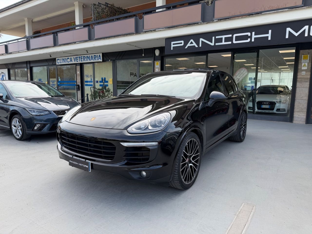 PORSCHE Cayenne