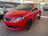 Lancia Ypsilon 1.0 FireFly Hybrid Ecochic Silver - Lancia Ypsilon aus 2022