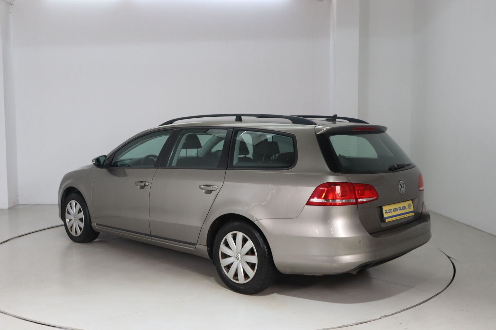 Fahrzeugabbildung Volkswagen Passat 1.4 TSI Trendline Variant  * Sitzhzg. PDC