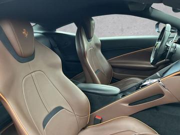 صورة 8 لـ 2020 Ferrari ROMA
