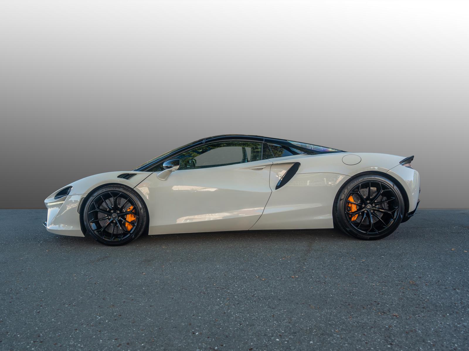 McLaren Artura Spider TechLux Int. | B&W | Carbon | ECR
