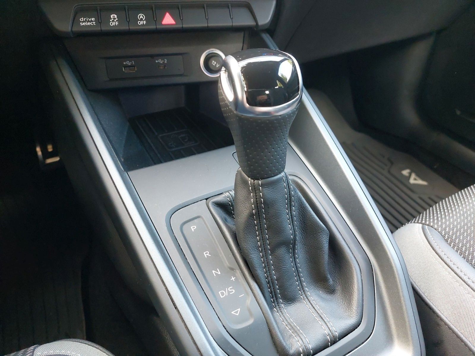 Audi SPORTBACK 40 TFSI S LINE LED SHZ SPORT-FAHRWERK – Bild 21