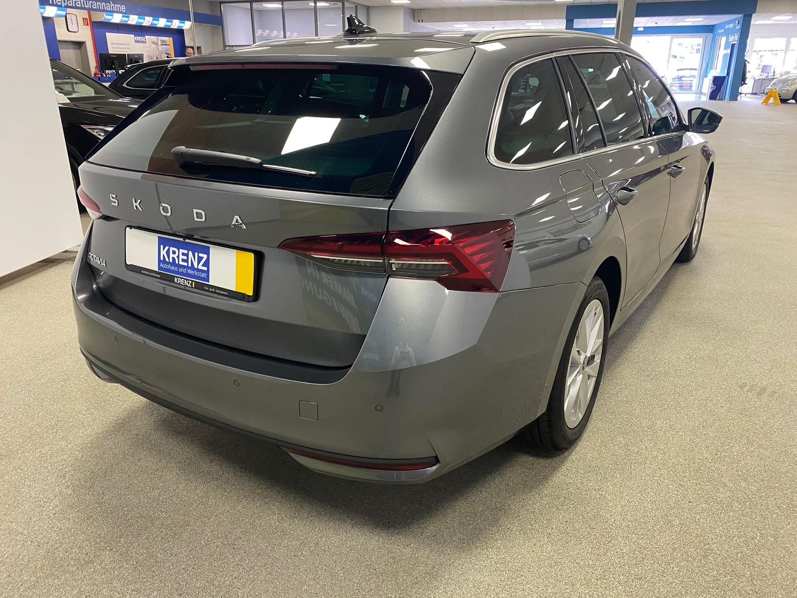 Fahrzeugabbildung SKODA Octavia 2.0 TDI DSG Selection AHK+5J GAR+APP+ACC