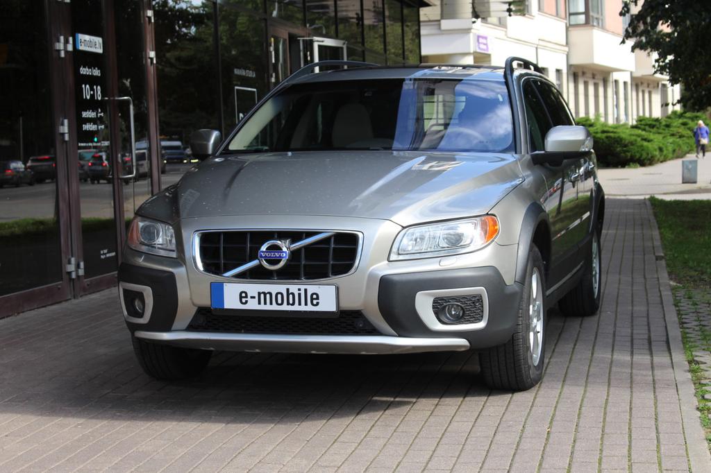Volvo XC70
