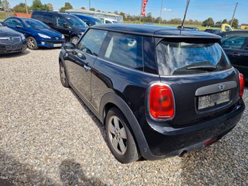 MINI One First - 3