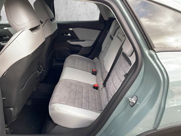 Citroën C4 MAX PURETECH 130 EAT8 Kam.+KeyLess+LED+Navi