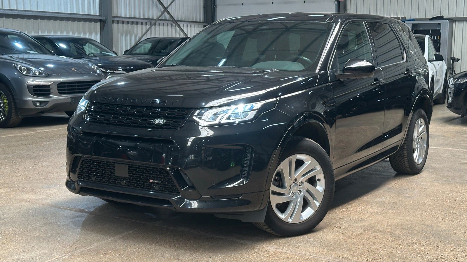 Land Rover Discovery Sport Hybrid R-Dynamic S AWD